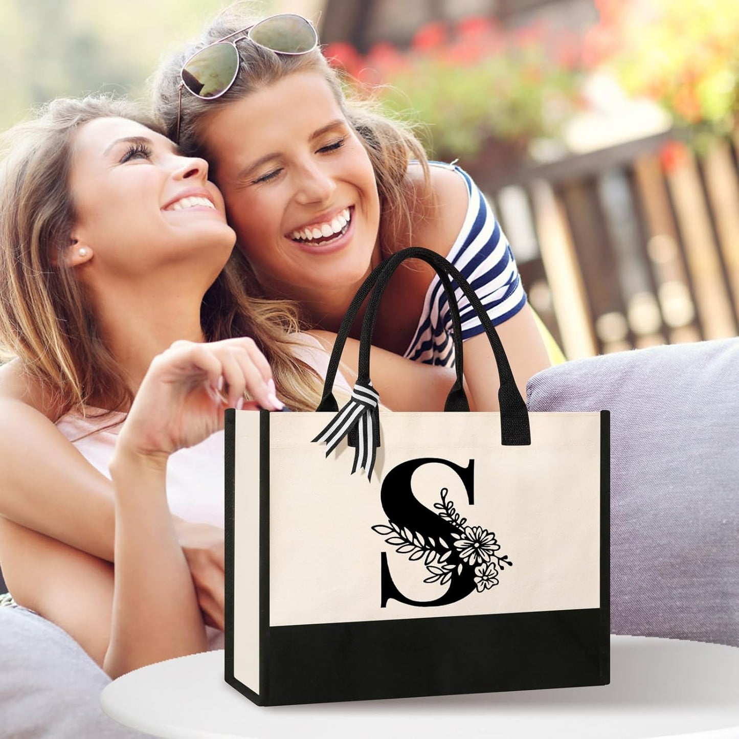 Personalized Initial Canvas Tote Bag, Cosmetic Bags, Suitable for Birthday, Wedding, Beach, Holiday, Great Birthday Gifts for Women, Mom, Teachers, Nurses, Best Friends, Bridesmaids (S)